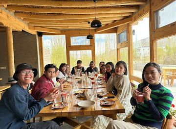 india/ladakh/bar/willow-kitchen-and-bar