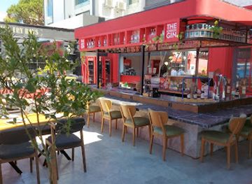 turkiye/cesme/bar/kirmizi-pub