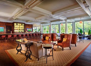 virginia/george-washington-and-jefferson-national-forests/bar/jefferson-s-restaurant-taproom