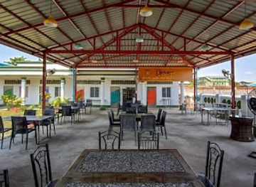 myanmar-burma/ayeyarwady-region/bar/perfect-restaurant-bar