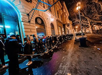 hungary/szeged-csanad/bar/retro-club