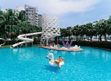 singapore/sentosa-island/bar/wet-deck