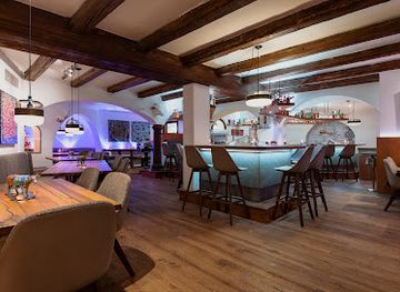 austria/arlberg/bar/restaurant-hazienda