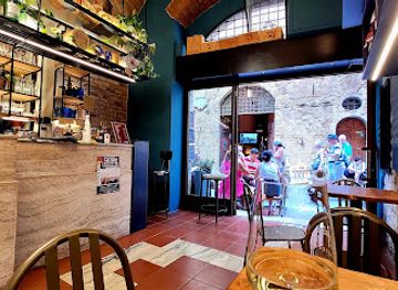 italy/san-gimignano/bar/gustavo-mescita-vini-enoteca