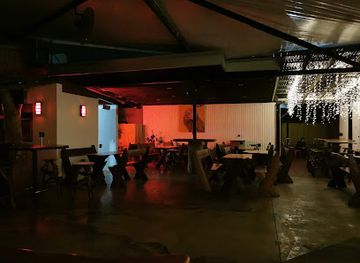australia/northern-queensland/bar/bar-94-club-beer-garden