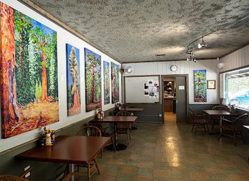 california/sequoia-national-park/bar/pierpoint-bar-grill