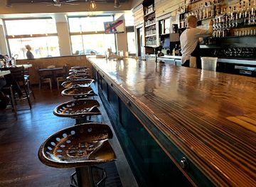washington/the-blue-mountains/bar/the-iron-duck-public-house
