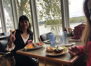 iowa/backbone-state-park/bar/norie-s-at-the-big-house