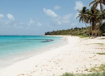 france/normandy-beaches/bar/la-paillote