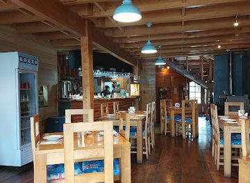 chile/chiloe-archipelago/bar/encanto-chilote-palafito