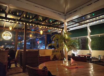 india/shillong/upper-shillong/bar/glass-house-grill-bar