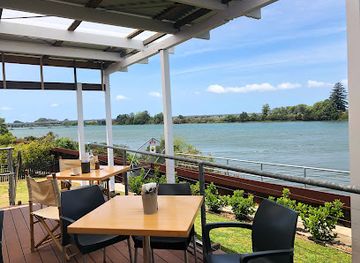 australia/mid-north-coast/bar/the-garden-bar-kitchen
