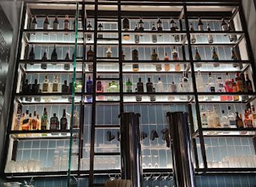 spain/alicante/puerto-de-alicante/bar/linea7-coffee-bar-cocktail