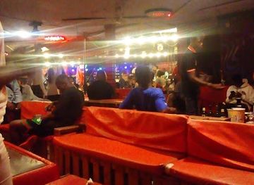 cote-d-ivoire/montagnes/bar/maquis-moulin-rouge