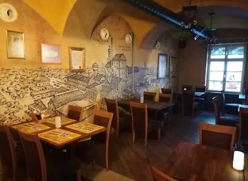 croatia/zagreb/tkalciceva-street/bar/ozujsko-pub-tkalca