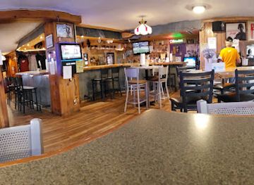 minnesota/mississippi-headwaters/bar/foxy-s-bar-grill
