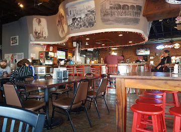 texas/piney-woods/bar/old-town-restaurant-and-bar