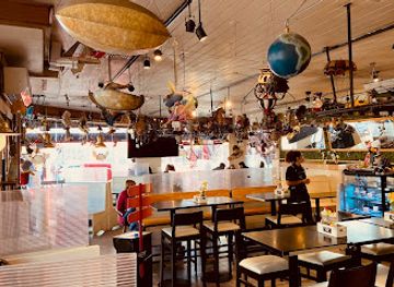 argentina/central-patagonia/bar/friends