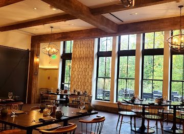 massachusetts/mount-greylock-state-reservation/bar/the-barn-kitchen-bar