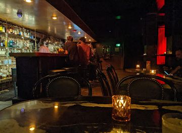 california/hollywood/bar/gold-diggers-bar