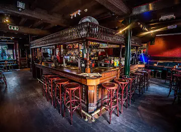 Scott's Pub
