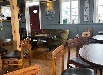 iceland/olafsvik/bar/gilbakki