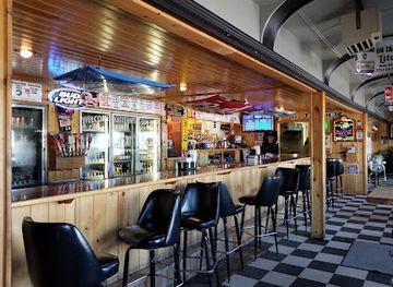 minnesota/lake-superior/bar/choo-choo-bar-grill