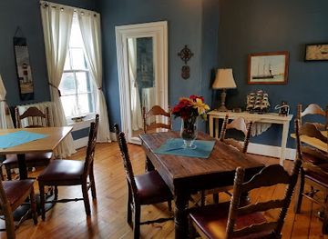 delaware/bombay-hook-national-wildlife-refuge/bar/grey-fox-grille-and-public-house