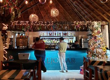 mexico/yucatan-peninsula/bar/viejo-bar