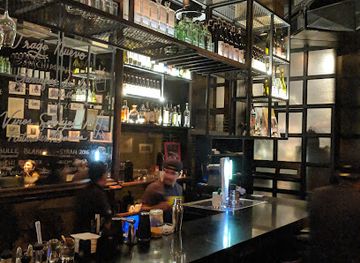 mexico/monterrey/valle-oriente/bar/pinto-bar