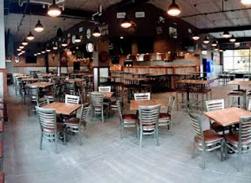 michigan/kalamazoo/bar/the-old-goat-tavern