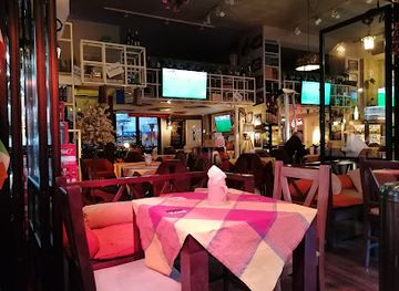 albania/mysia/bar/meduza-irish-pub-restaurant