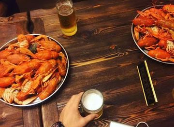 azerbaijan/absheron-peninsula/bar/pub-retro