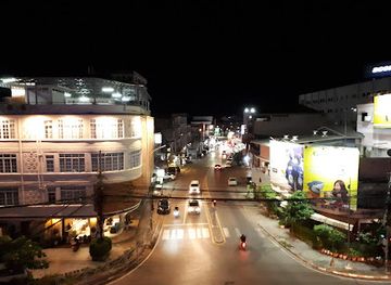 laos/northern-laos/bar/luminar-rooftop-bar