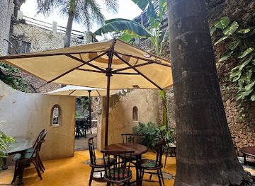 kenya/lamu-archipelago/bar/whispers-cafe