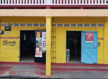 saint-lucia/micoud/bar/willie-s-wholesale