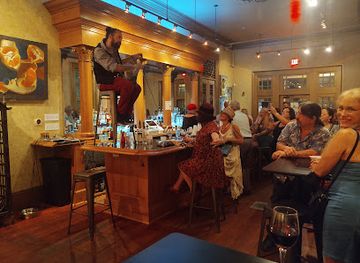 louisiana/chenier-plain/bar/madame-vic-s