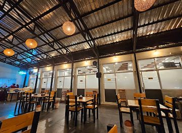 myanmar-burma/bago-region/bar/124-bar-restaurant-family-ktv