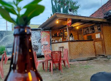 indonesia/pulau-moyo/bar/dogtown-rock-bar