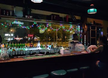 singapore/bukit-timah-nature-reserve/bar/bojangles