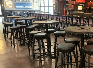 california/inland-empire/bar/whiskey-republic-spirits-kitchen