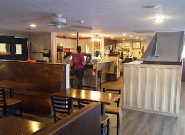 alabama/lake-martin/bar/oskar-s-cafe