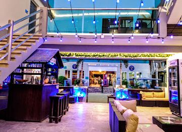 belize/caye-caulker/bar/the-tootsie-footsie-bar-at-barefoot-caye-caulker-hotel