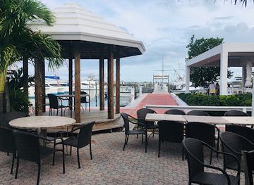 the-bahamas/abaco-islands/bar/angler-s-restaurant-bar