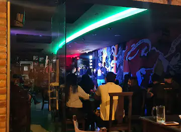 Three Lounge and Bar