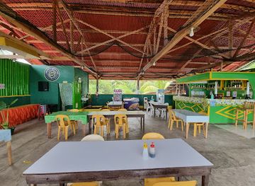 philippines/camiguin/bar/shriner-s-sports-pub