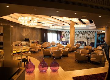 oman/muscat-governorate/bar/john-barry