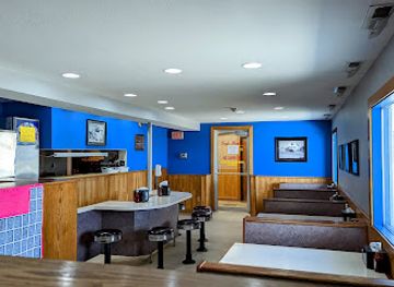 north-dakota/turtle-mountains/bar/dale-s-cafe