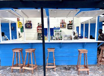 ghana/central-region/bar/ocean-side-beach