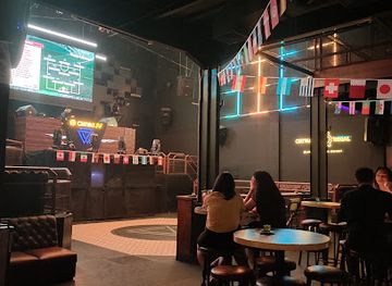 indonesia/west-java/bar/shelter-cafe-bar